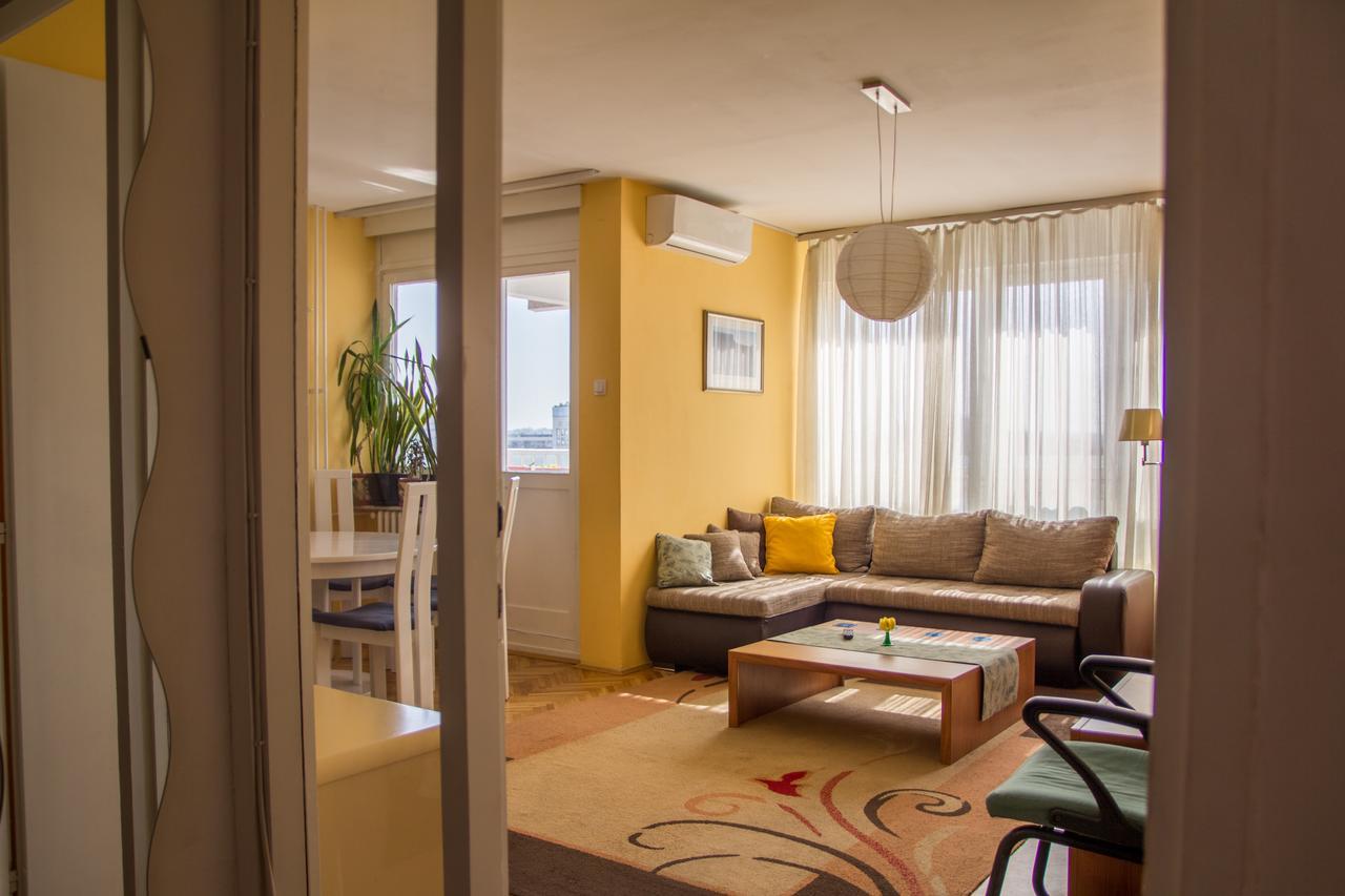 Sunny Apartment Белград Экстерьер фото