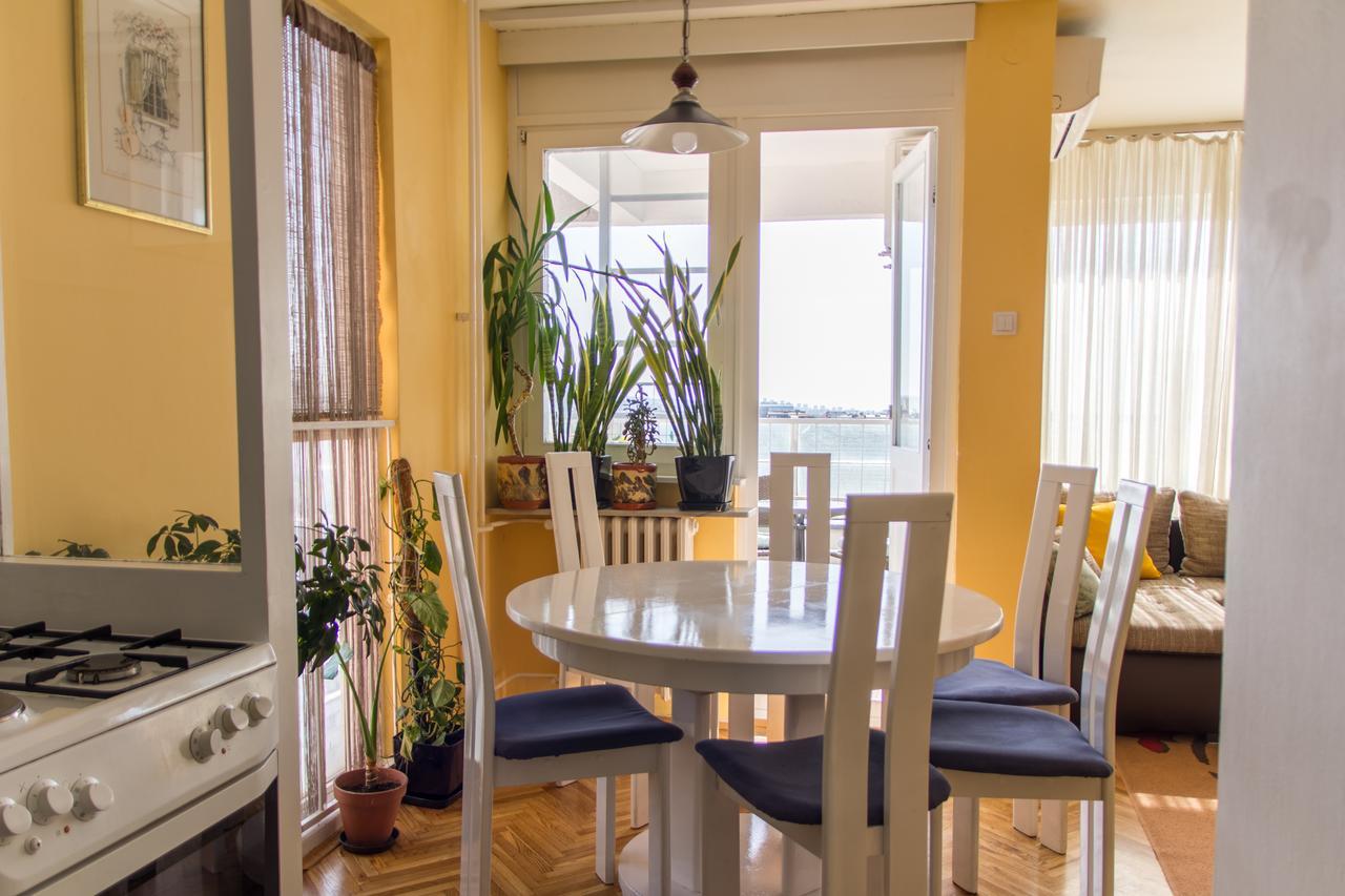 Sunny Apartment Белград Экстерьер фото