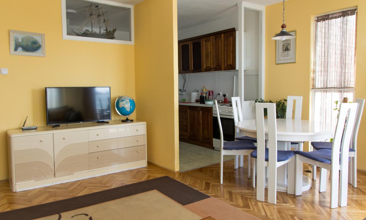 Sunny Apartment Белград Экстерьер фото